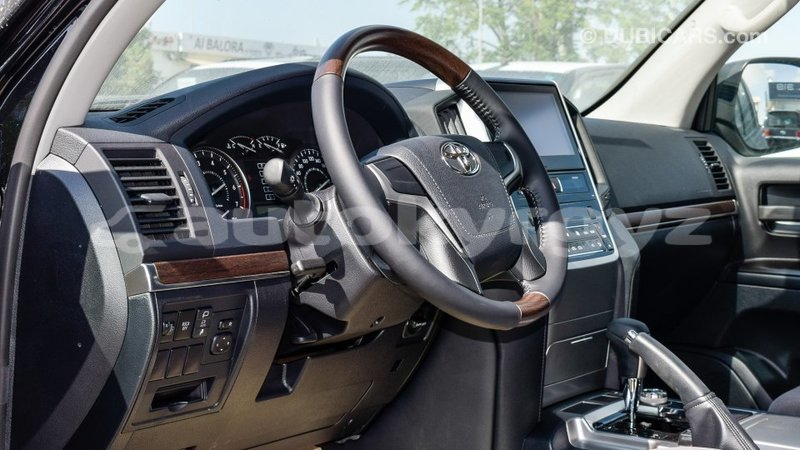 Big with watermark toyota land cruiser batken import dubai 2437