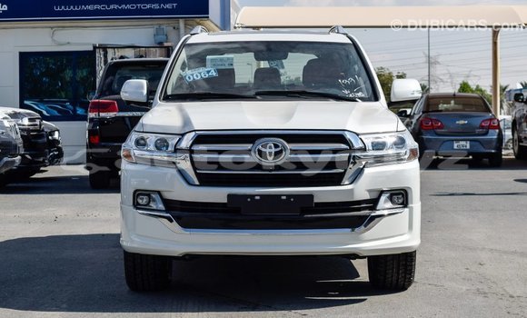 Buy Import Toyota Land Cruiser White Car in Import - Dubai in Batken Buy Import Toyota Land Cruiser White Car in Import - Dubai in Batken