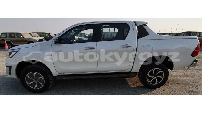 Big with watermark toyota hilux batken import dubai 2447