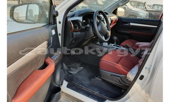 Buy Import Toyota Hilux White Car in Import - Dubai in Batken Buy Import Toyota Hilux White Car in Import - Dubai in Batken