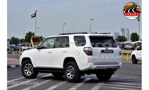 Buy Import Toyota 4Runner White Car in Import - Dubai in Batken Buy Import Toyota 4Runner White Car in Import - Dubai in Batken