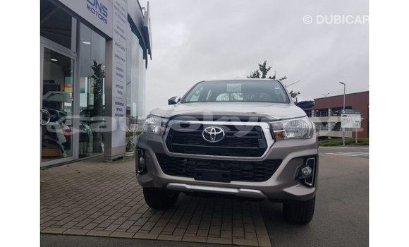 Buy Import Toyota Hilux Other Car in Import - Dubai in Batken Buy Import Toyota Hilux Other Car in Import - Dubai in Batken