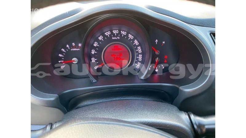 Big with watermark kia sportage batken import dubai 2487