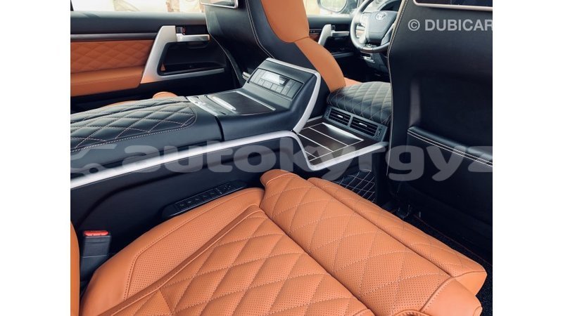 Big with watermark toyota land cruiser batken import dubai 2488