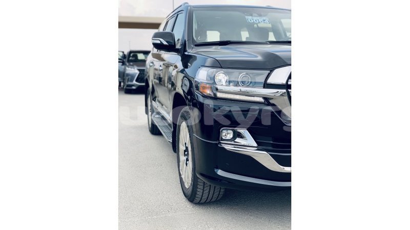 Big with watermark toyota land cruiser batken import dubai 2488