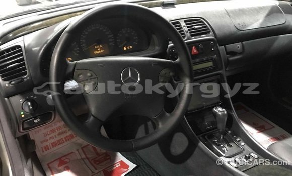 Buy Import Mercedes-Benz 190 (W201) Other Car in Import - Dubai in Batken Buy Import Mercedes-Benz 190 (W201) Other Car in Import - Dubai in Batken