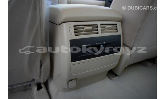 Buy Import Toyota Land Cruiser White Car in Import - Dubai in Batken Buy Import Toyota Land Cruiser White Car in Import - Dubai in Batken