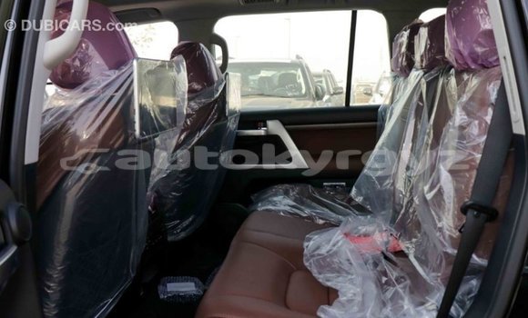 Buy Import Toyota Land Cruiser Black Car in Import - Dubai in Batken Buy Import Toyota Land Cruiser Black Car in Import - Dubai in Batken