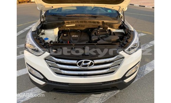 Buy Import Hyundai Santa Fe White Car in Import - Dubai in Batken Buy Import Hyundai Santa Fe White Car in Import - Dubai in Batken