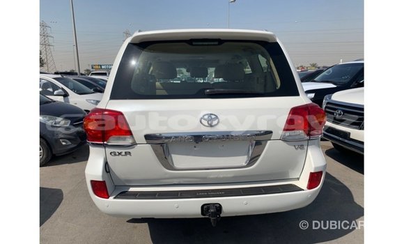 Buy Import Toyota Land Cruiser White Car in Import - Dubai in Batken Buy Import Toyota Land Cruiser White Car in Import - Dubai in Batken