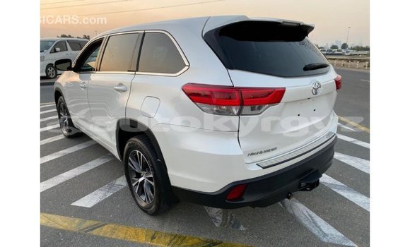 Buy Import Toyota Highlander White Car in Import - Dubai in Batken Buy Import Toyota Highlander White Car in Import - Dubai in Batken