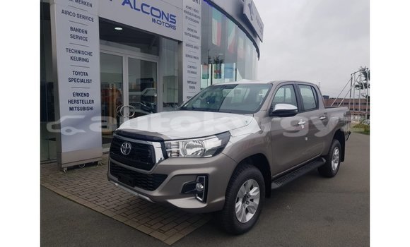 Buy Import Toyota Hilux Other Car in Import - Dubai in Batken Buy Import Toyota Hilux Other Car in Import - Dubai in Batken
