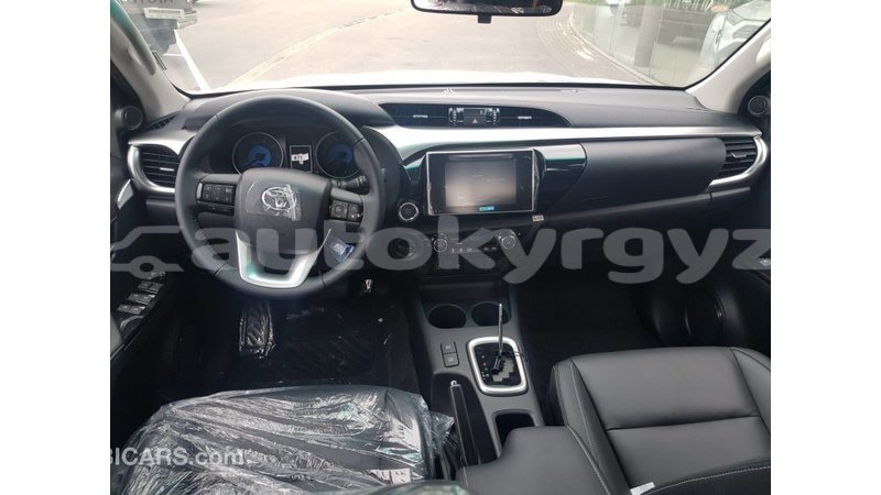 Big with watermark toyota hilux batken import dubai 2536