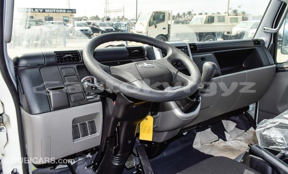 Buy Import Mitsubishi Carisma White Car in Import - Dubai in Batken Buy Import Mitsubishi Carisma White Car in Import - Dubai in Batken