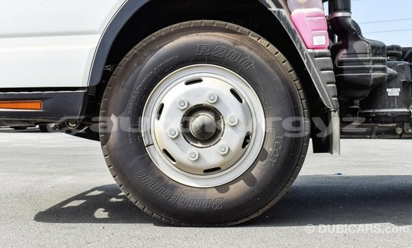 Buy Import Mitsubishi Carisma White Car in Import - Dubai in Batken