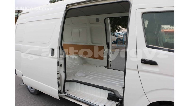 Big with watermark toyota hiace batken import dubai 2553