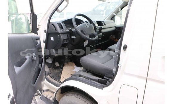 Buy Import Toyota Hiace White Car in Import - Dubai in Batken Buy Import Toyota Hiace White Car in Import - Dubai in Batken