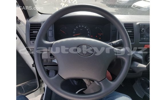 Buy Import Toyota Hiace White Car in Import - Dubai in Batken Buy Import Toyota Hiace White Car in Import - Dubai in Batken