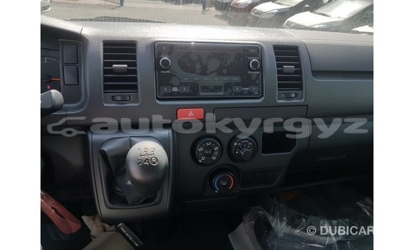 Buy Import Toyota Hiace White Car in Import - Dubai in Batken Buy Import Toyota Hiace White Car in Import - Dubai in Batken