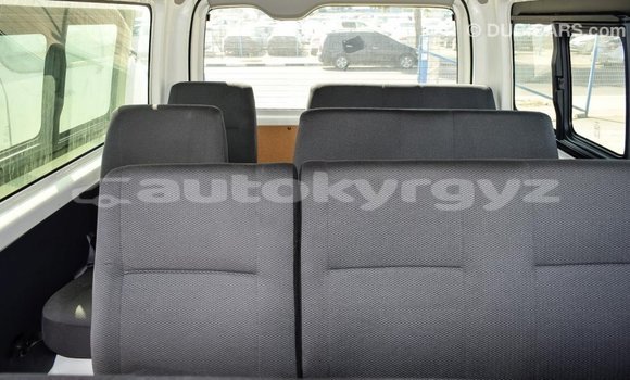 Buy Import Toyota Hiace White Car in Import - Dubai in Batken Buy Import Toyota Hiace White Car in Import - Dubai in Batken