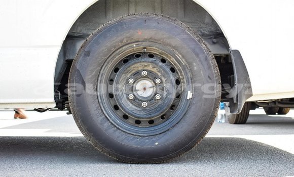 Buy Import Toyota Hiace White Car in Import - Dubai in Batken Buy Import Toyota Hiace White Car in Import - Dubai in Batken