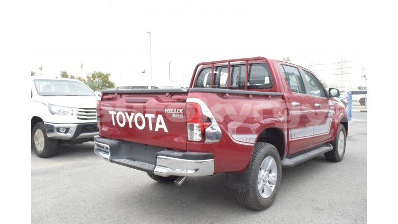 Big with watermark toyota hilux batken import dubai 2578