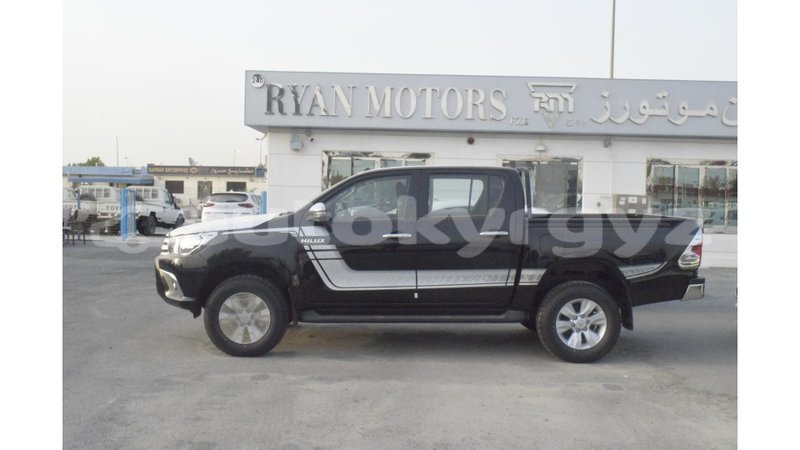 Big with watermark toyota hilux batken import dubai 2585