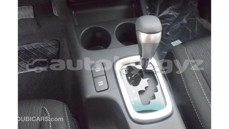 Big with watermark toyota hilux batken import dubai 2585