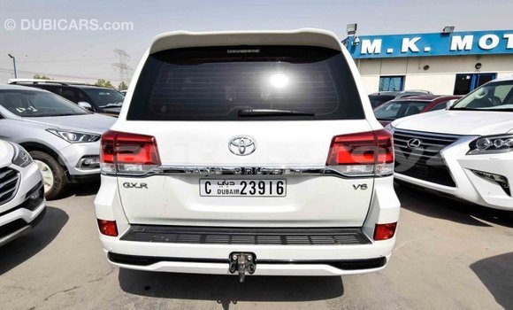 Buy Import Toyota Land Cruiser White Car in Import - Dubai in Batken Buy Import Toyota Land Cruiser White Car in Import - Dubai in Batken