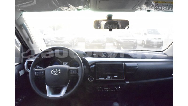 Big with watermark toyota hilux batken import dubai 2585