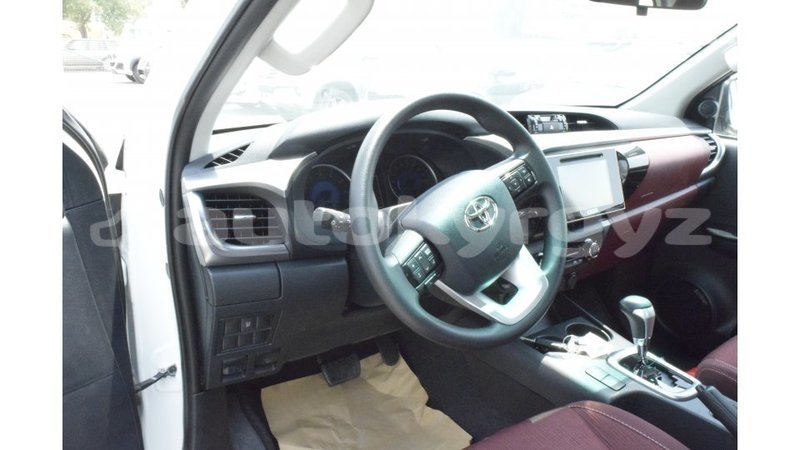 Big with watermark toyota hilux batken import dubai 2586