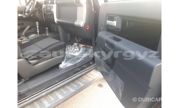 Buy Import Toyota FJ Cruiser Black Car in Import - Dubai in Batken Buy Import Toyota FJ Cruiser Black Car in Import - Dubai in Batken