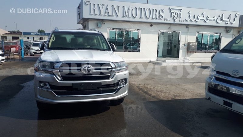 Big with watermark toyota land cruiser batken import dubai 2593