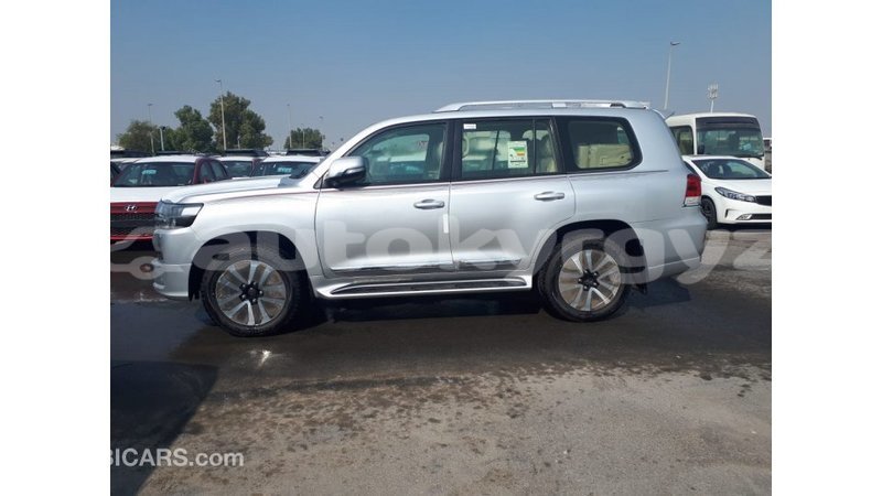 Big with watermark toyota land cruiser batken import dubai 2593