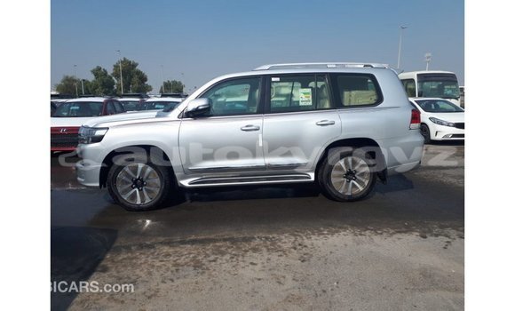 Buy Import Toyota Land Cruiser Other Car in Import - Dubai in Batken Buy Import Toyota Land Cruiser Other Car in Import - Dubai in Batken
