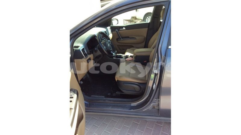 Big with watermark kia sportage batken import dubai 2613