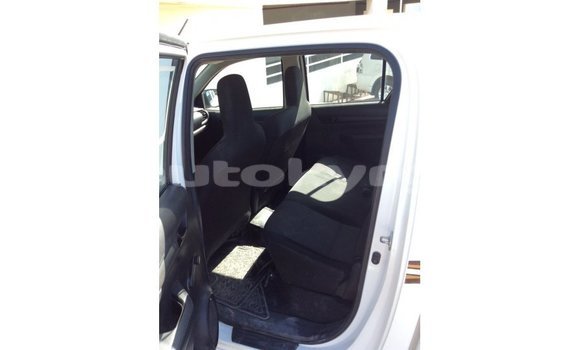 Buy Import Toyota Hilux White Car in Import - Dubai in Batken Buy Import Toyota Hilux White Car in Import - Dubai in Batken