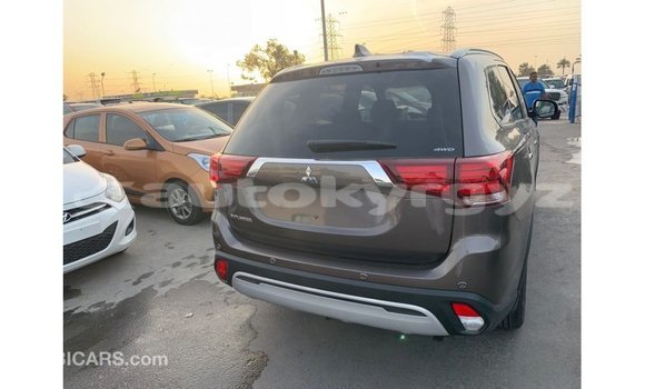 Buy Import Mitsubishi Outlander Brown Car in Import - Dubai in Batken Buy Import Mitsubishi Outlander Brown Car in Import - Dubai in Batken