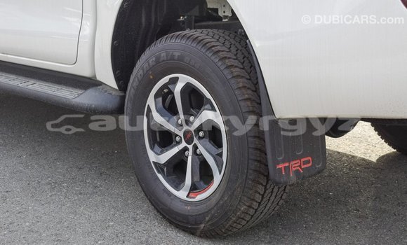 Buy Import Toyota Hilux White Car in Import - Dubai in Batken Buy Import Toyota Hilux White Car in Import - Dubai in Batken