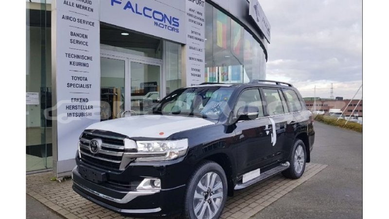 Big with watermark toyota land cruiser batken import dubai 2635