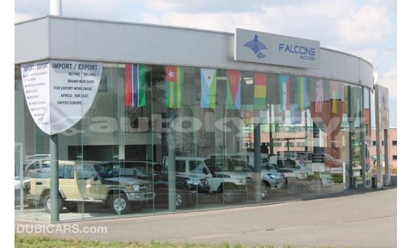 Buy Import Toyota Land Cruiser White Car in Import - Dubai in Batken Buy Import Toyota Land Cruiser White Car in Import - Dubai in Batken