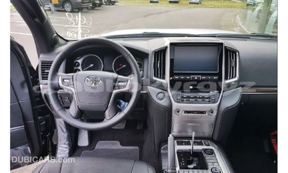 Buy Import Toyota Land Cruiser Black Car in Import - Dubai in Batken Buy Import Toyota Land Cruiser Black Car in Import - Dubai in Batken