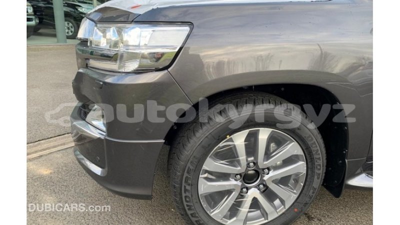 Big with watermark toyota land cruiser batken import dubai 2648