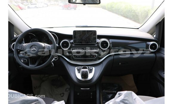 Buy Import Mercedes-Benz 250 Black Car in Import - Dubai in Batken Buy Import Mercedes-Benz 250 Black Car in Import - Dubai in Batken