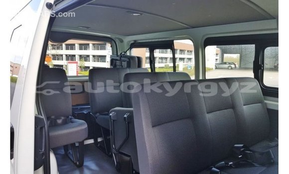Buy Import Toyota Hiace White Car in Import - Dubai in Batken Buy Import Toyota Hiace White Car in Import - Dubai in Batken