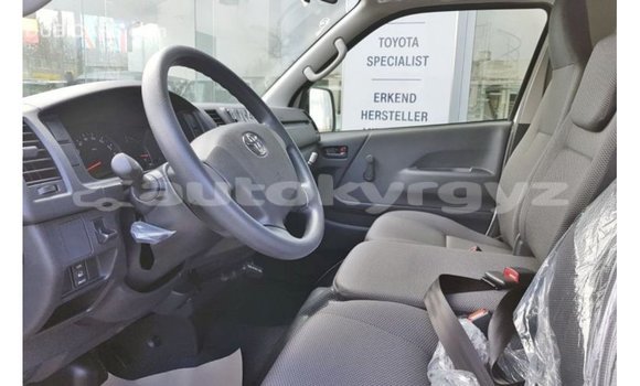 Buy Import Toyota Hiace White Car in Import - Dubai in Batken Buy Import Toyota Hiace White Car in Import - Dubai in Batken