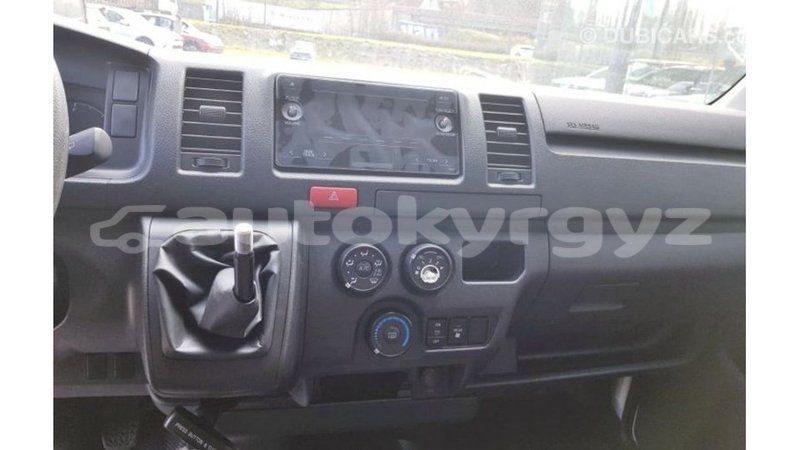 Big with watermark toyota hiace batken import dubai 2658