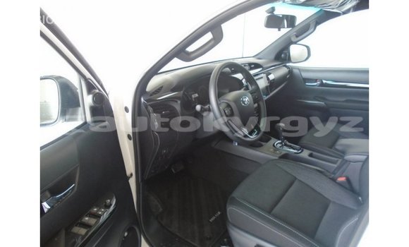 Buy Import Toyota Hilux White Car in Import - Dubai in Batken Buy Import Toyota Hilux White Car in Import - Dubai in Batken