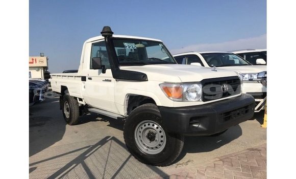 Buy Import Toyota Land Cruiser White Car in Import - Dubai in Batken Buy Import Toyota Land Cruiser White Car in Import - Dubai in Batken