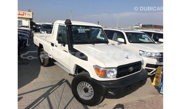 Buy Import Toyota Land Cruiser White Car in Import - Dubai in Batken Buy Import Toyota Land Cruiser White Car in Import - Dubai in Batken